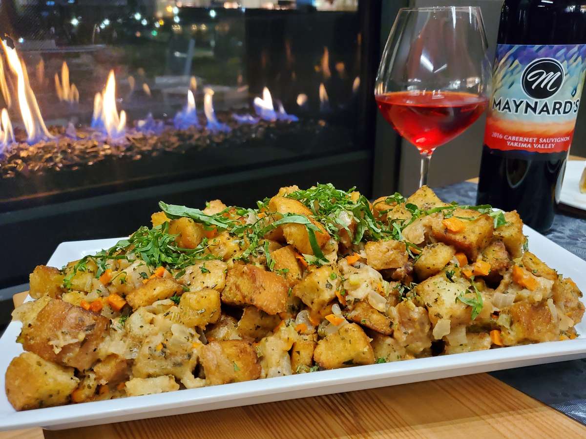 Traditional Thanksgiving Bread Stuffing