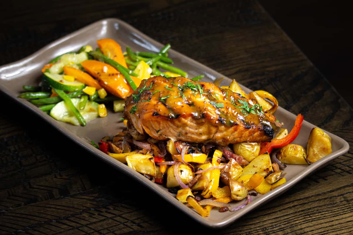 Salmon Acero
