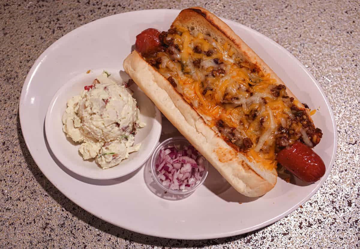 Manhattan Chili Cheese Dog