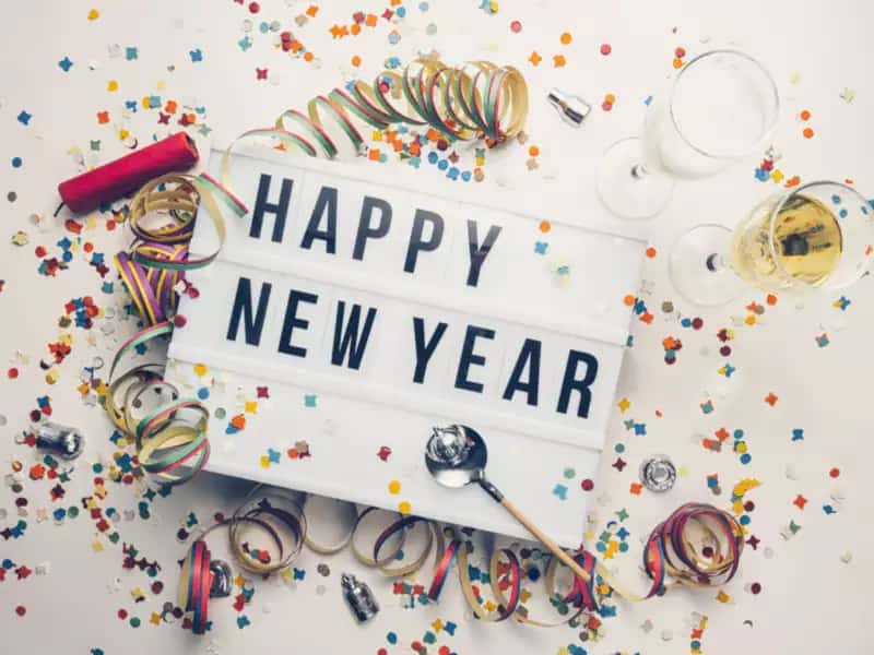 New Years Hours.