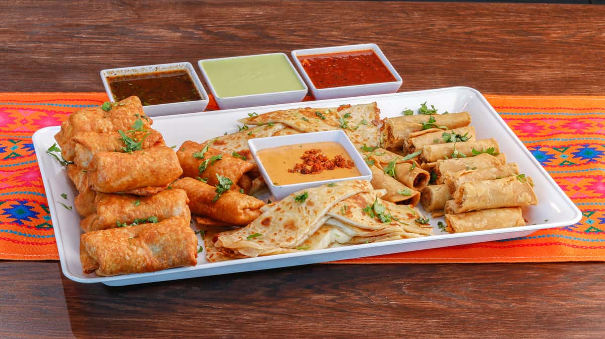そるてぃーや Fiesta Tray - Sol Azteca Mexican Kitchen - Mexican Restaurant in AZ