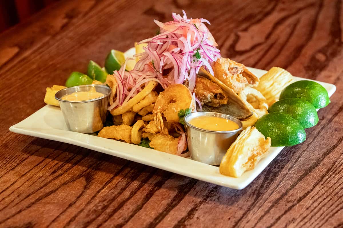 Ceviche Mixto