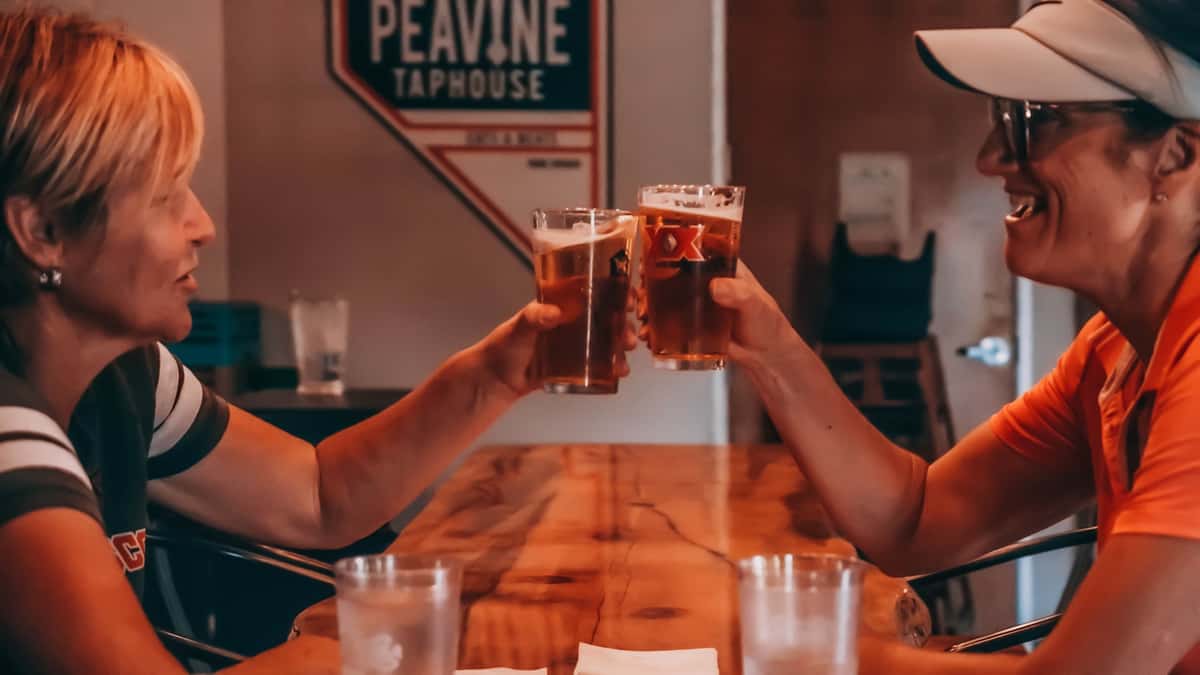 Peavine Taphouse Eats & Beats Provides Family-Friendly Dining, Pizza Delivery and Pickup, Entertainment, and Artisan Coffee from Coffeebar