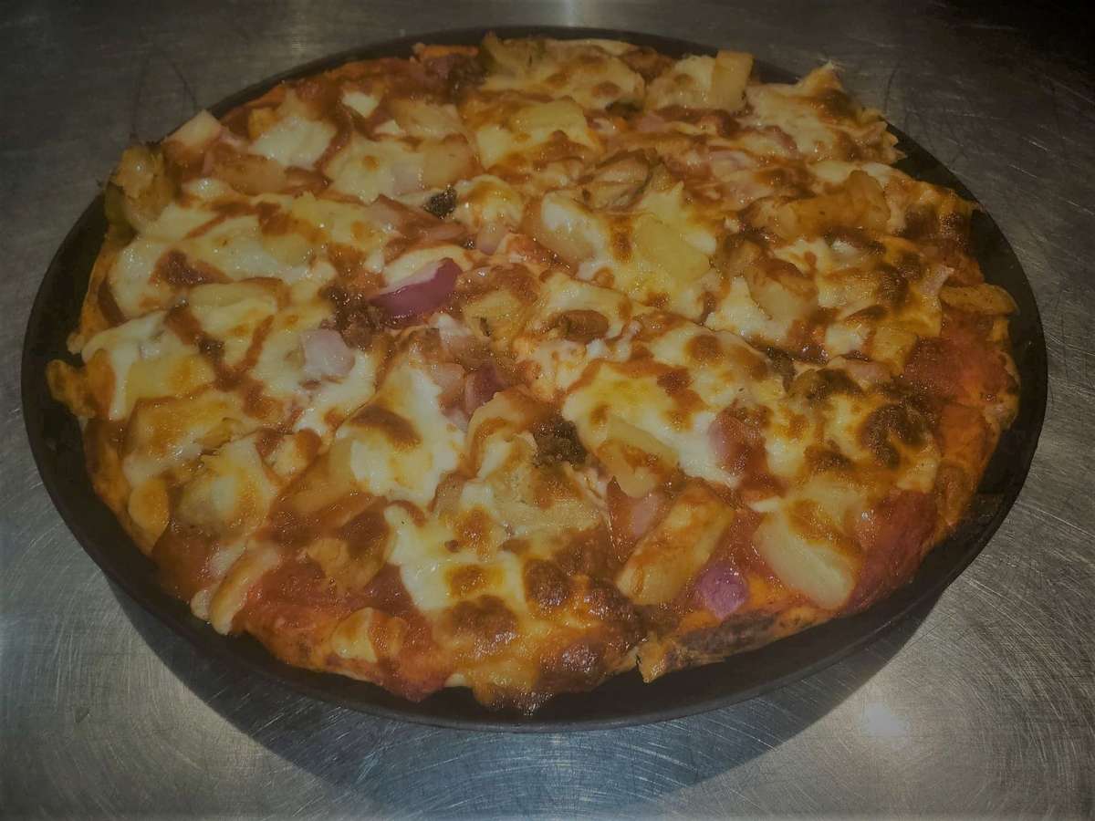 Bar-B-Q Chicken Pizza - Small