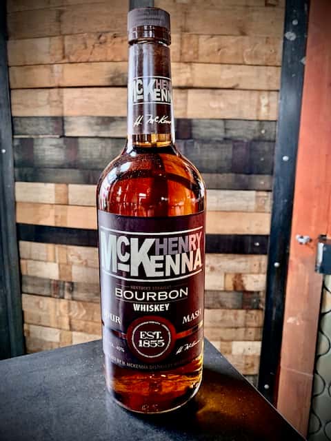 Henry McKenna Straight Bourbon - /pôr/ wine house - Tapas