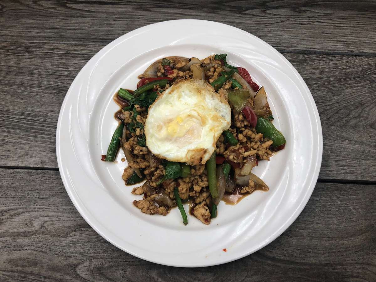krapow moo dang thai food