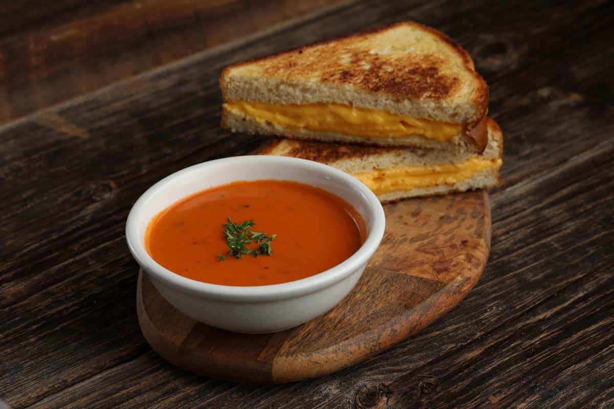Classic Melt & Tomato Soup Combo
