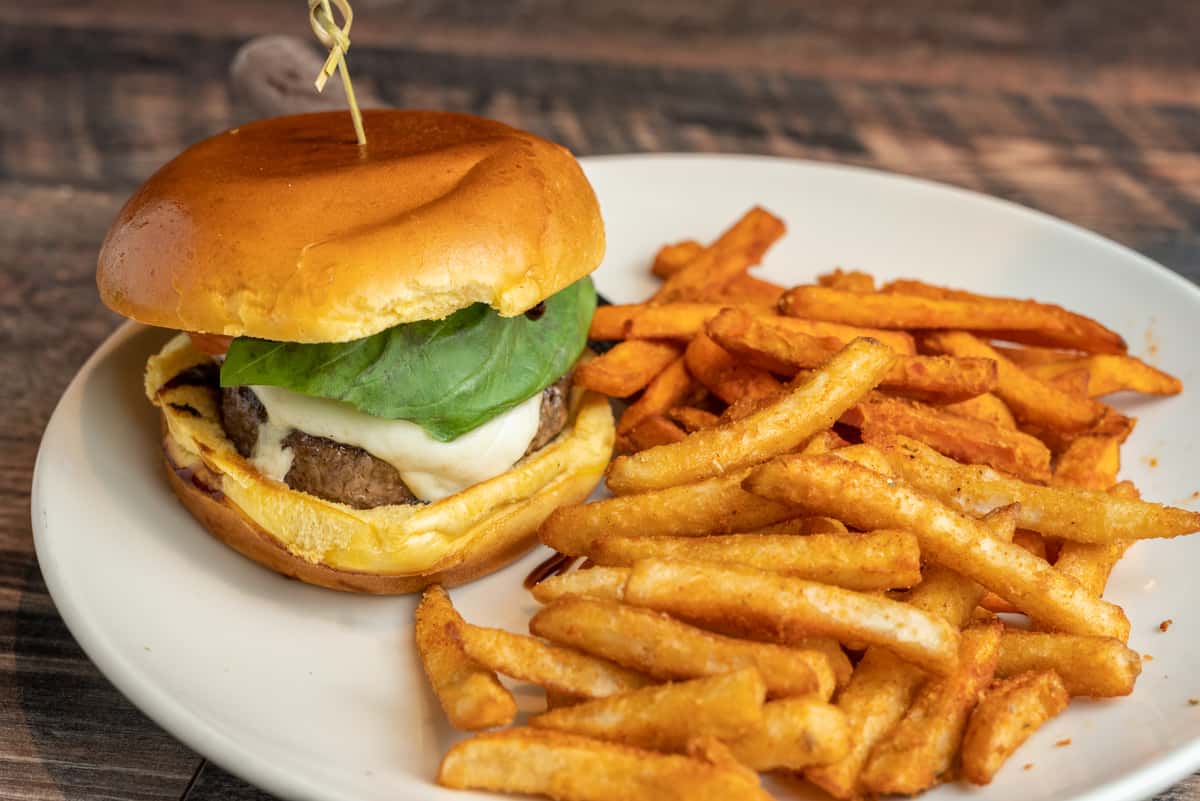 Caprese burger