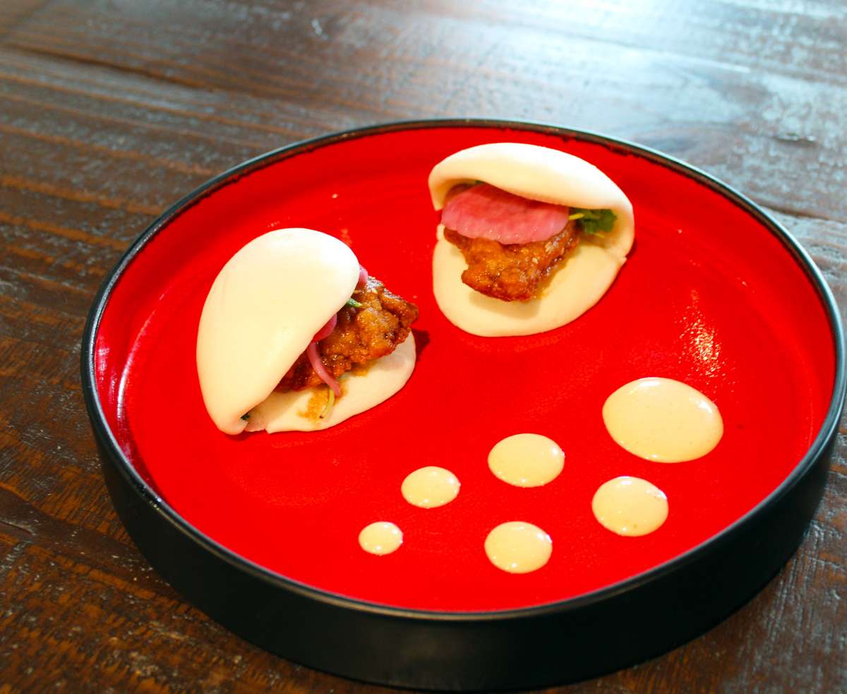 Crispy Chicken Steam Buns