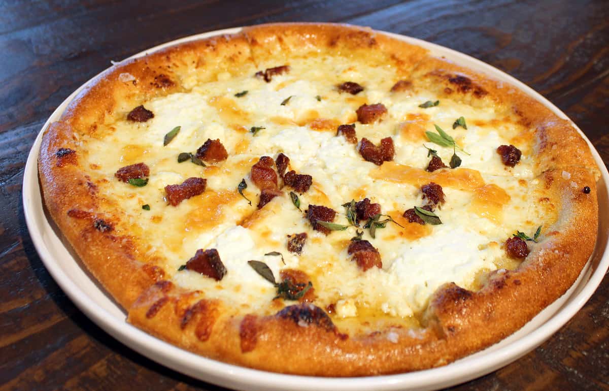 Daily Featured Pizza MRK
