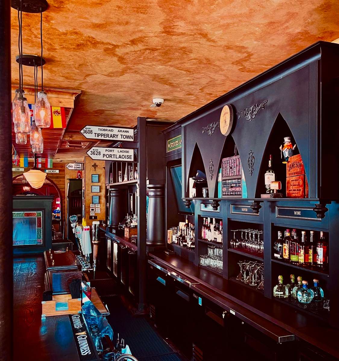 Bar Counter