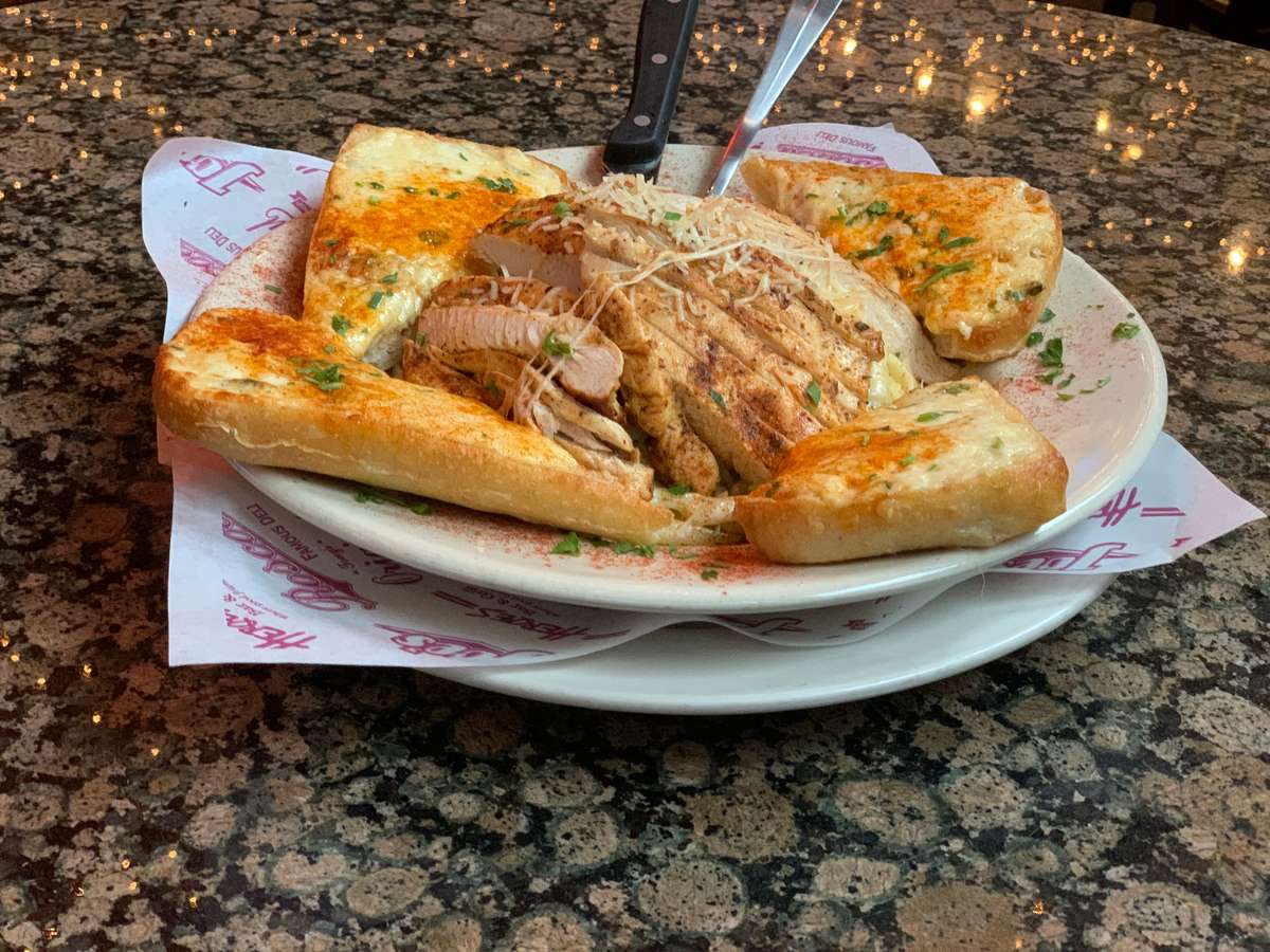 Blackened Chicken Alfredo Heroes Entrees Heroes Restaurant And Brewery Brewpub In Riverside Ca