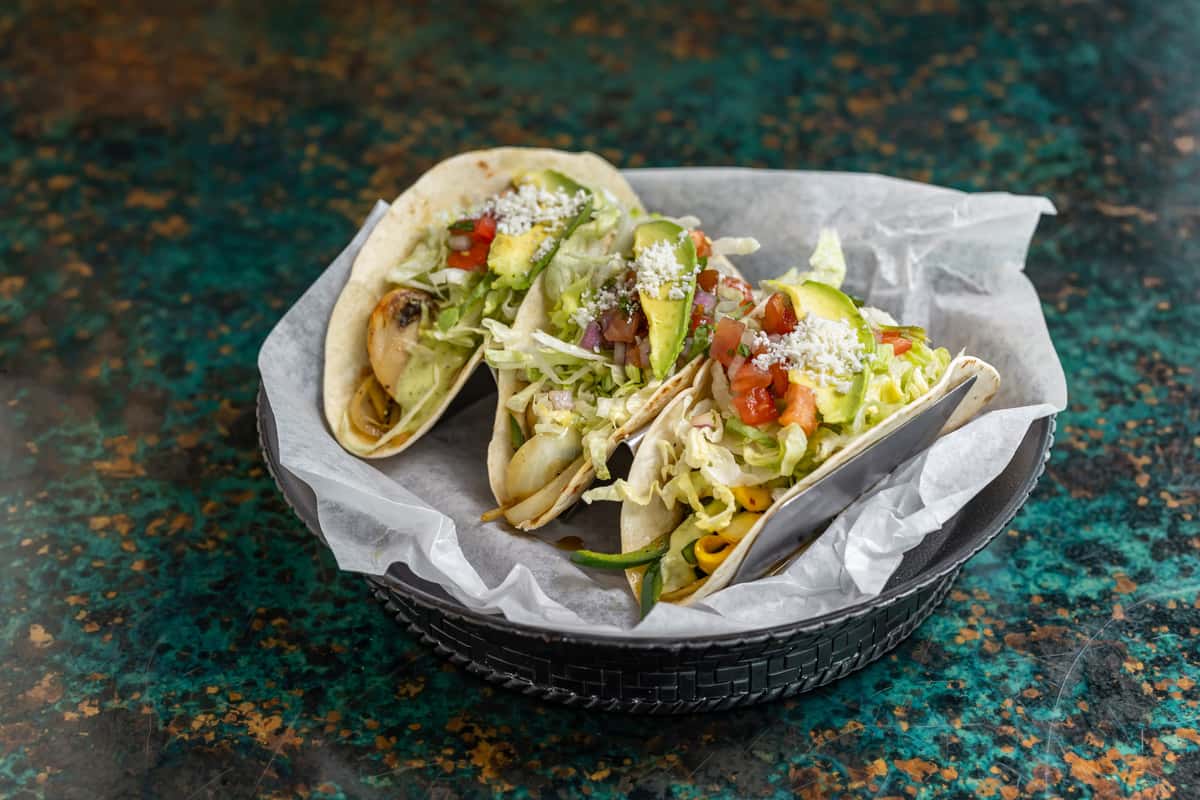 ミュージシャン TACOS Grilled Veggie Tacos - Lago Tacos – Mexican Restaurant & Sports