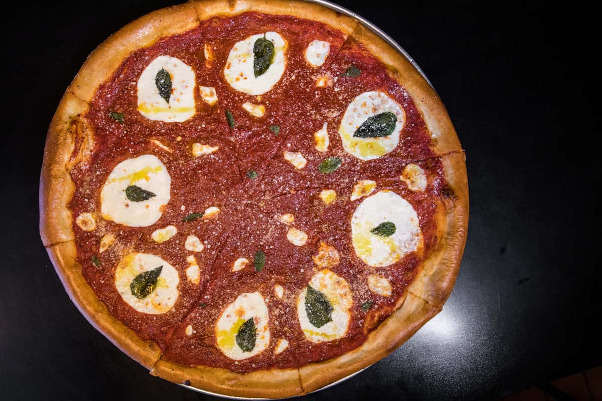 Order Personal Pizza food online from Molinaro's Ristorante store, Lockport on bringmethat.com