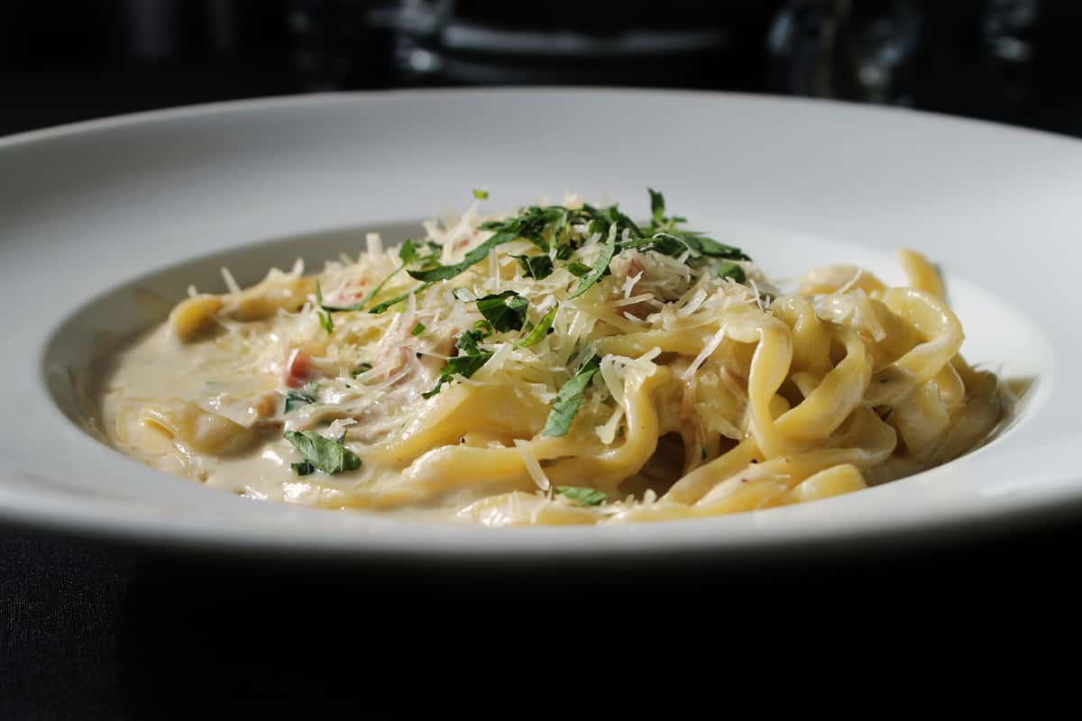 Linguini alla Carbonara