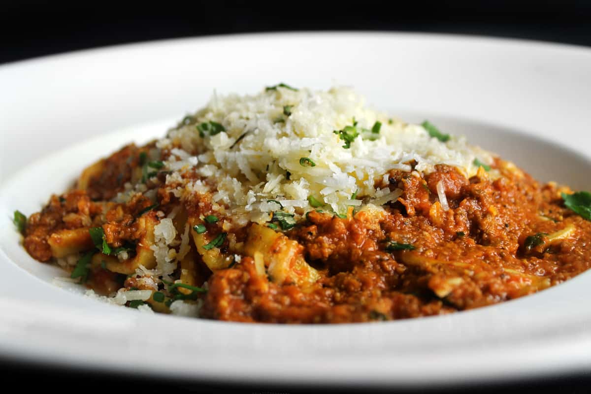 Linguini Bolognese