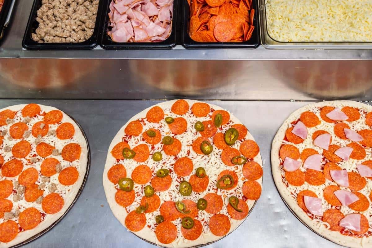 5 Large Pepperoni Sauasge Pizza