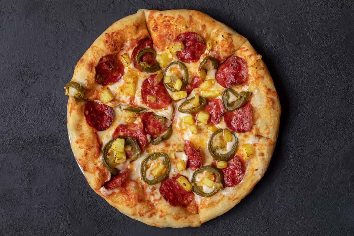 Spicy Maui Wowie Pizza