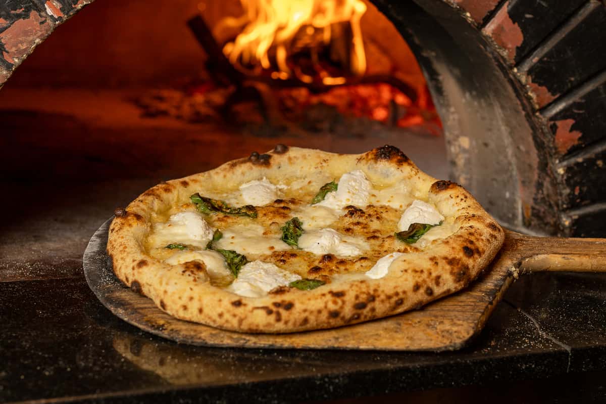 BIANCA PIZZA (P) - F&D Woodfired Italian Kitchen | Orlando