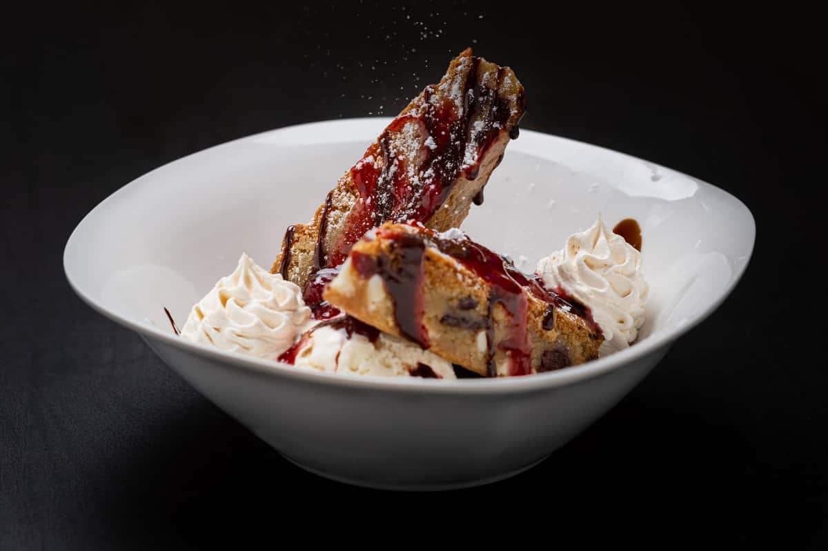 Grandma's Blondie Sundae