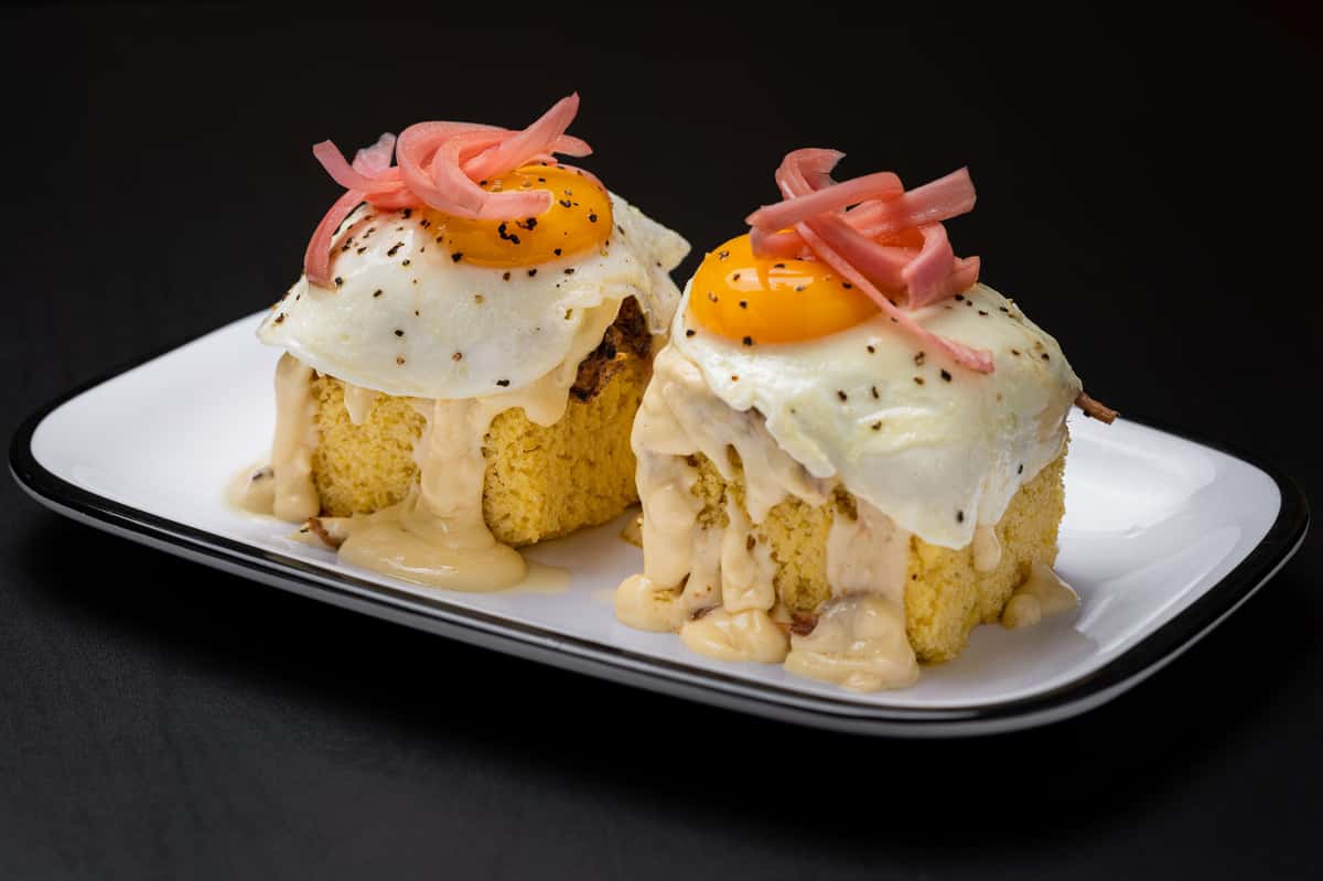 Pulled Pork Benedict
