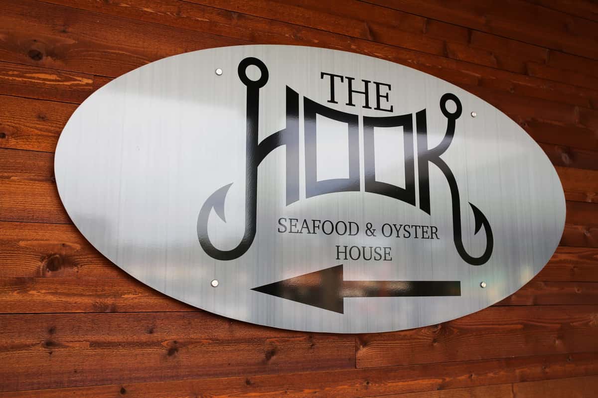 The Hook Seafood and Oyster House Sign