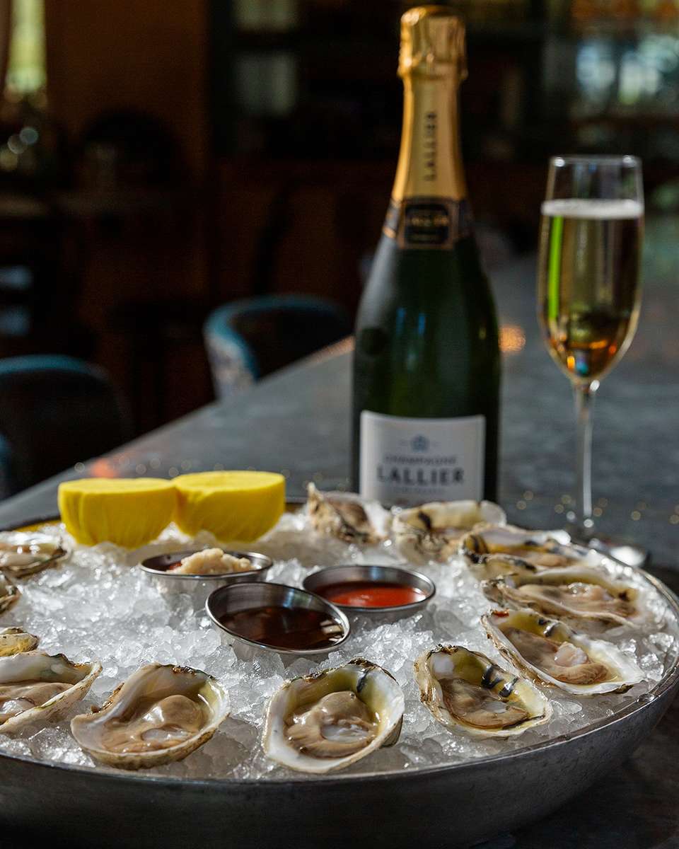 Cold Water Oysters - The Select - New American restaurant in Sandy