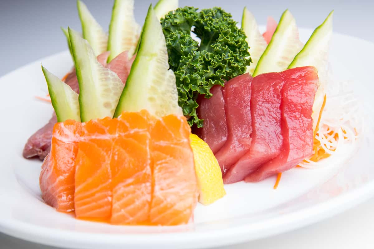 sashimiさま 専用ページ 16pc Chef's Choice Special Sashimi - Shogun Bistro - Japanese