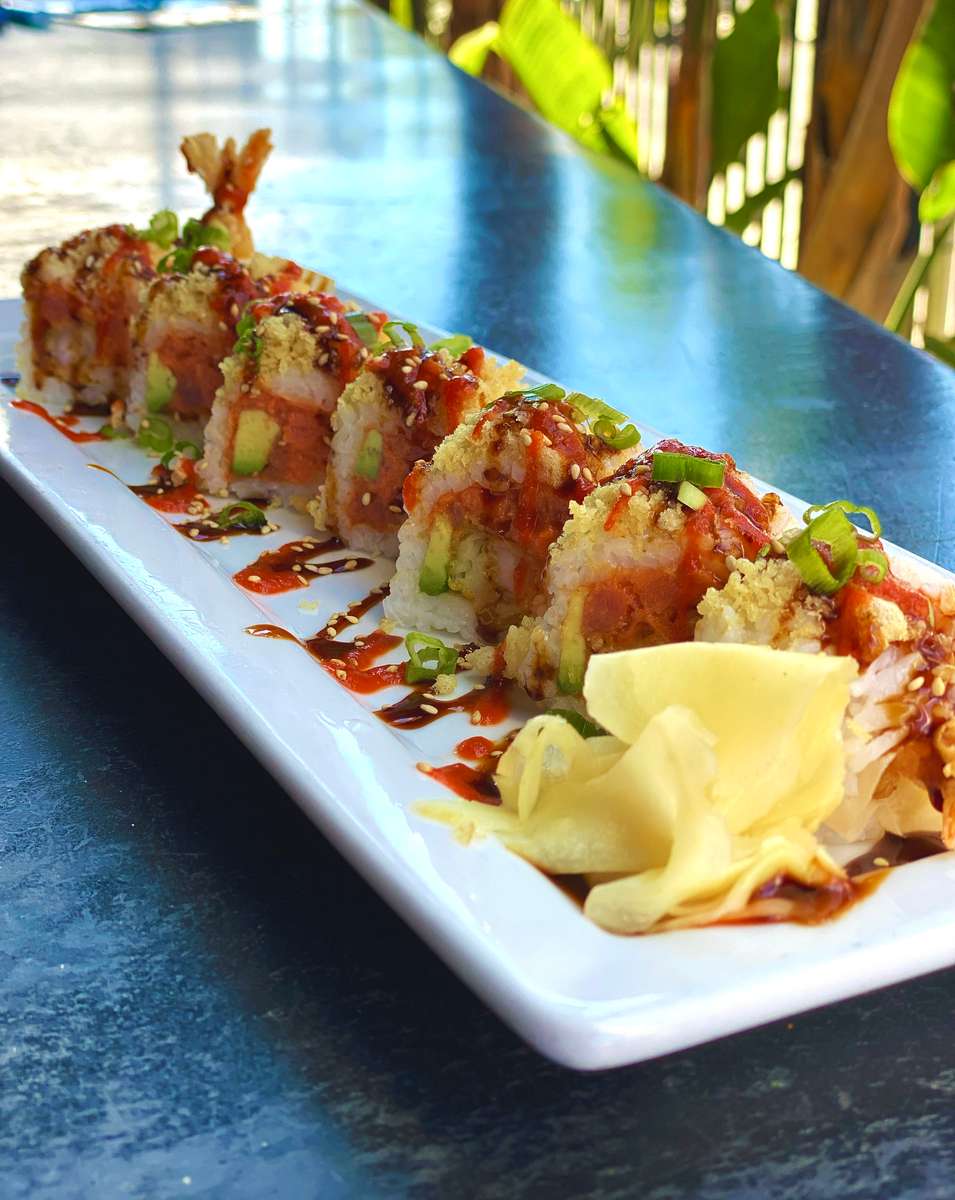 CRUNCHY SHRIMP ROLL