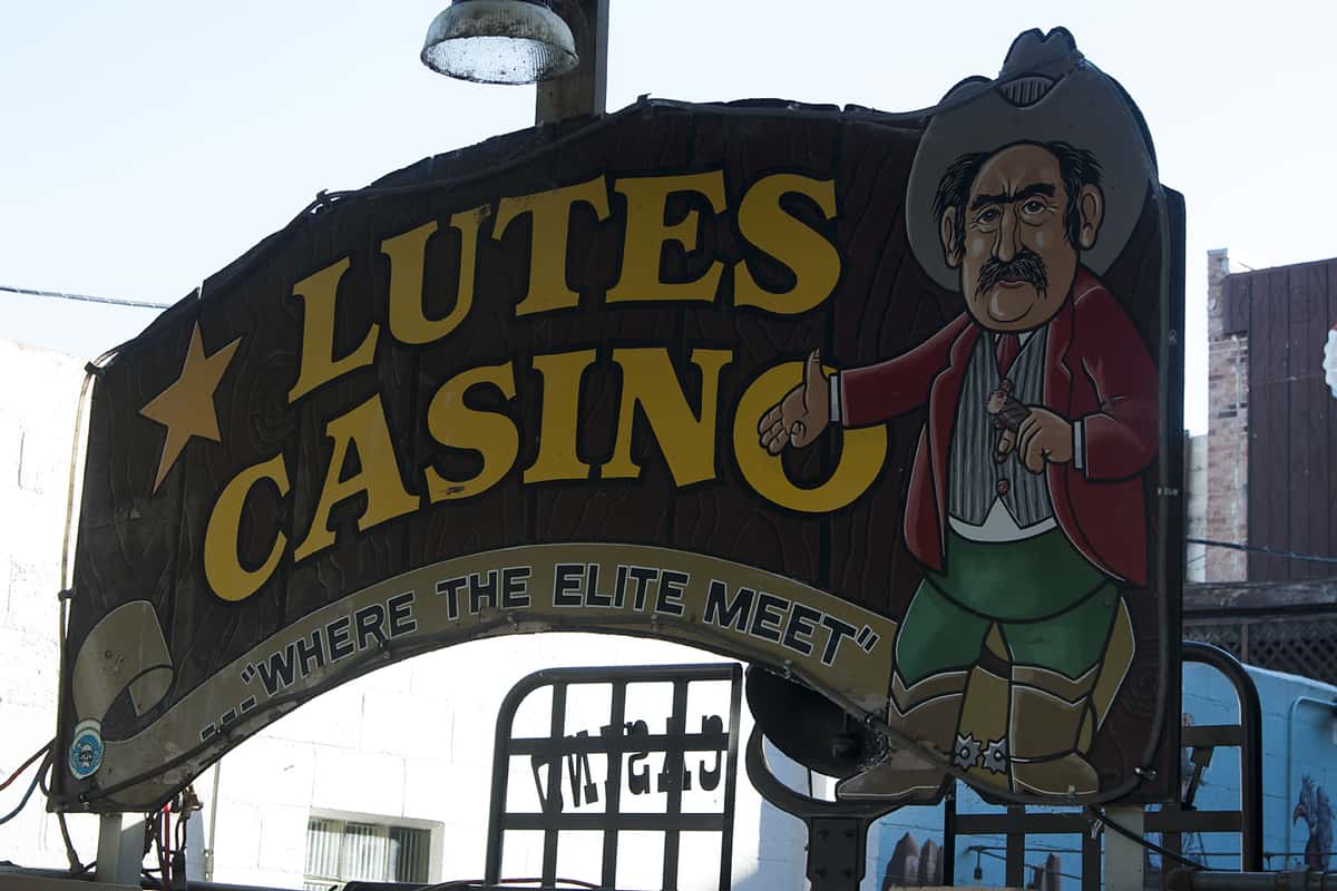 Lute's Casino - Lutes Casino - Bar & Grill in Yuma, AZ
