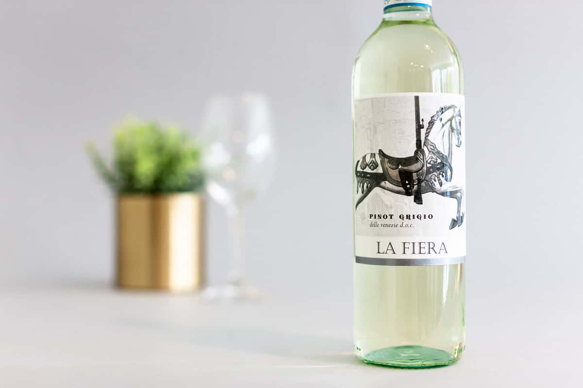 La Fiera Pinot Grigio - Proof Artisanal Pizza & Pasta - Pizza