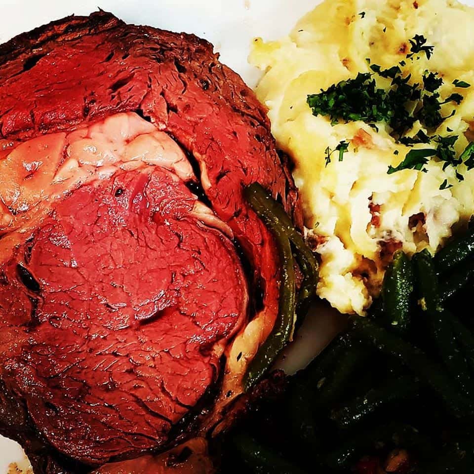 12 oz Prime Rib After 5pm only | Green Beans | Garlic Mashed Potatoes