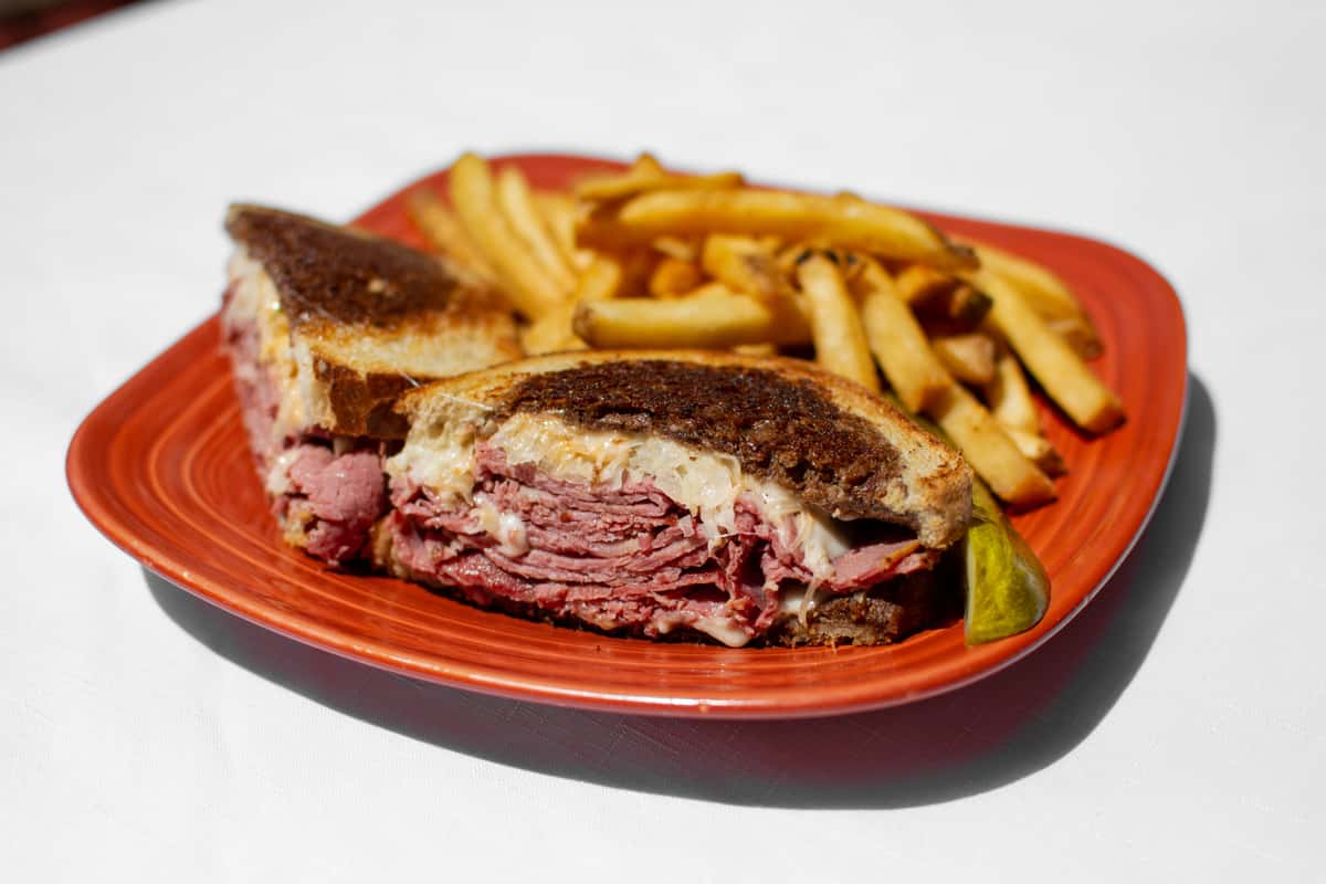 sandwhich and fries