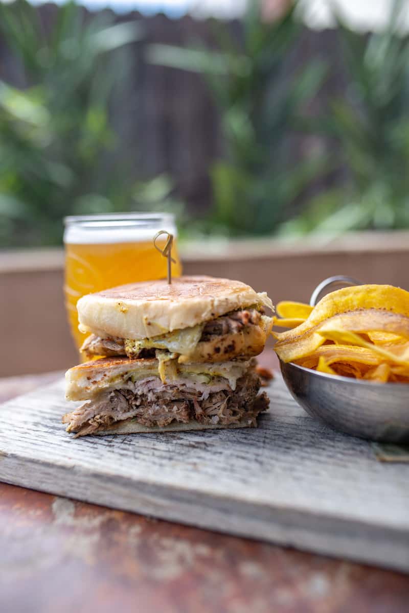 EL CUBANO
