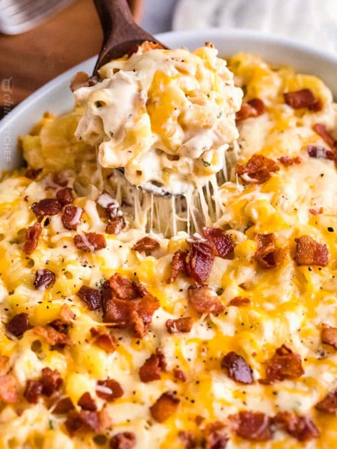 Creamy Chicken, Bacon & Ranch Mac N Cheese
