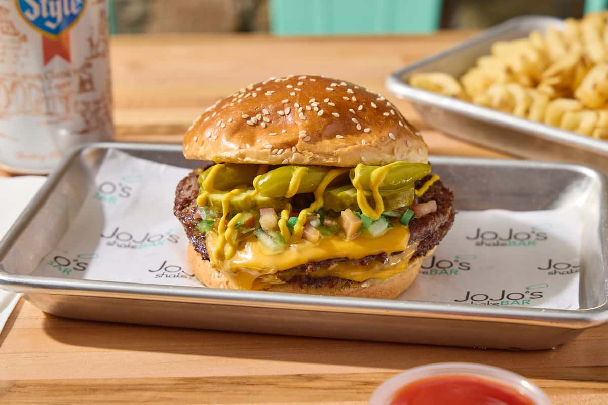 Windy City Smash Burger - JoJo's Shake BAR