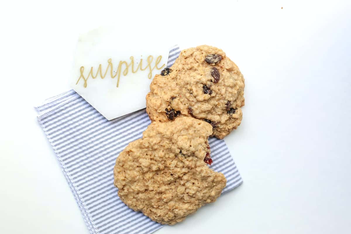 oatmeal and chocolate chip cookie