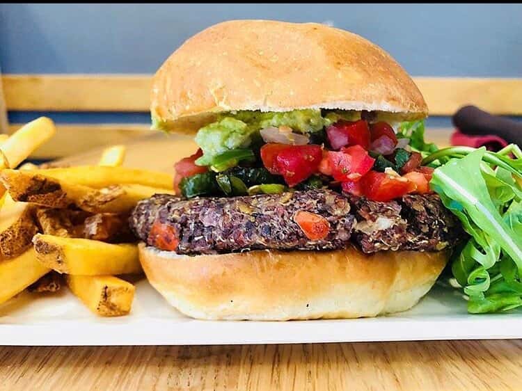 cauliflower veggie burger