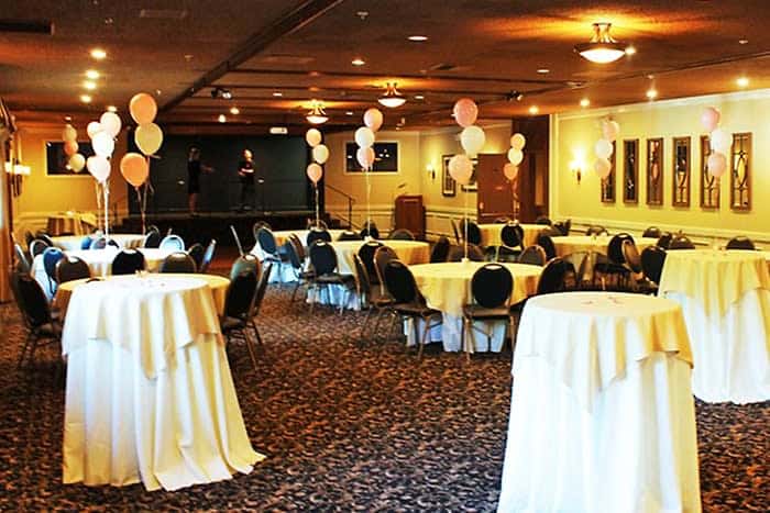 cranberry room