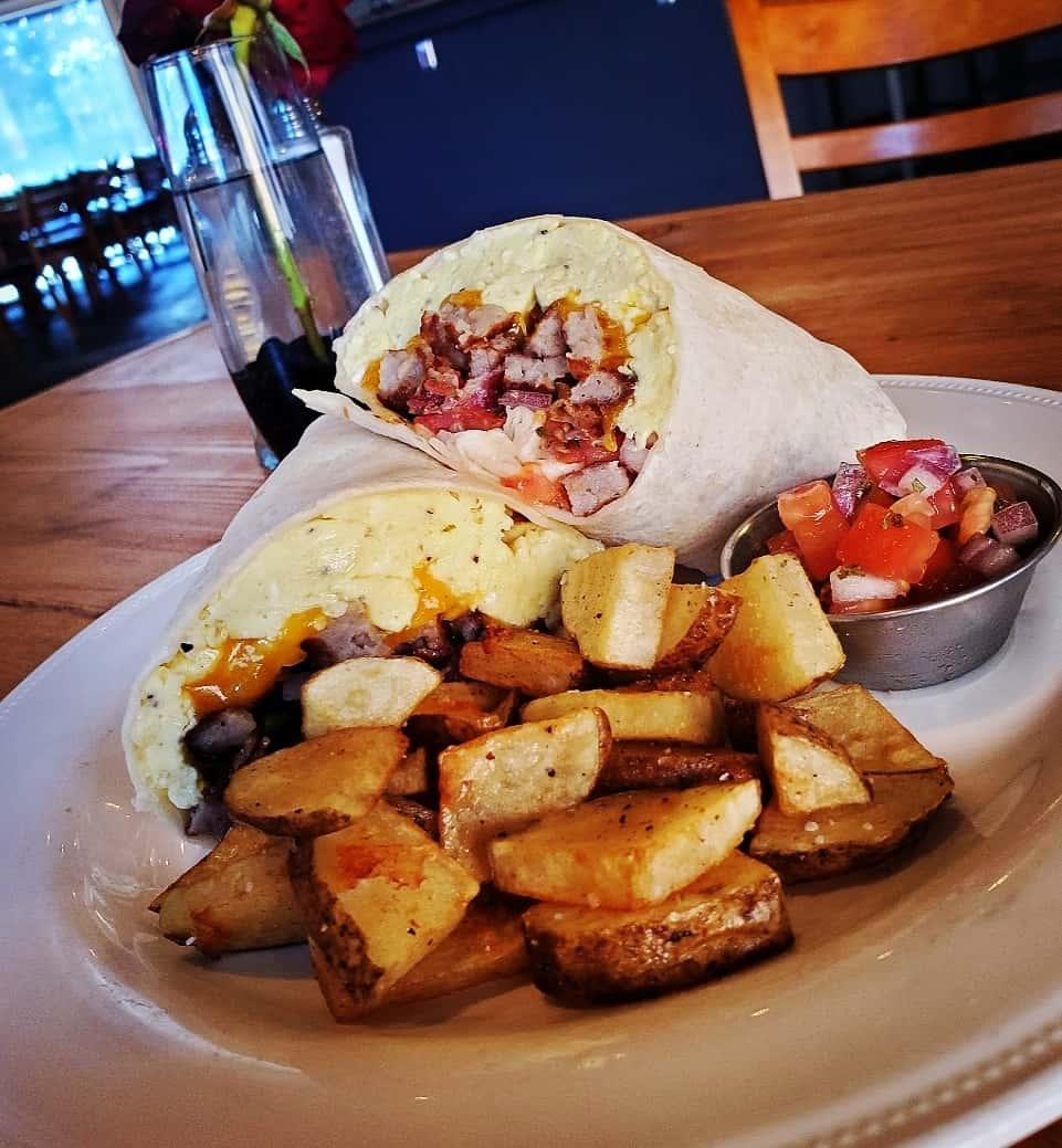 breakfast-burrito-brunch-menu-available-sat-sun-10am-2pm-only