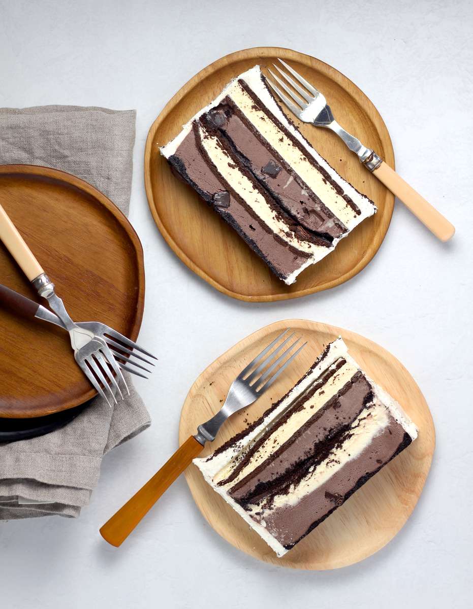 ice cream cake