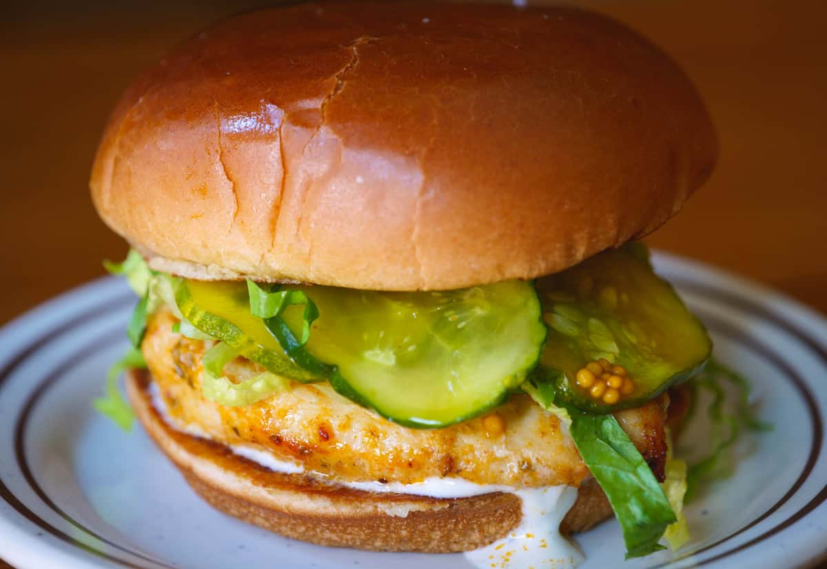 Grilled Chicken Sandwich - Main Menu - Bobwhite Counter - Chicken ...