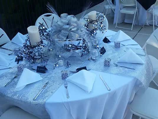 white table setting