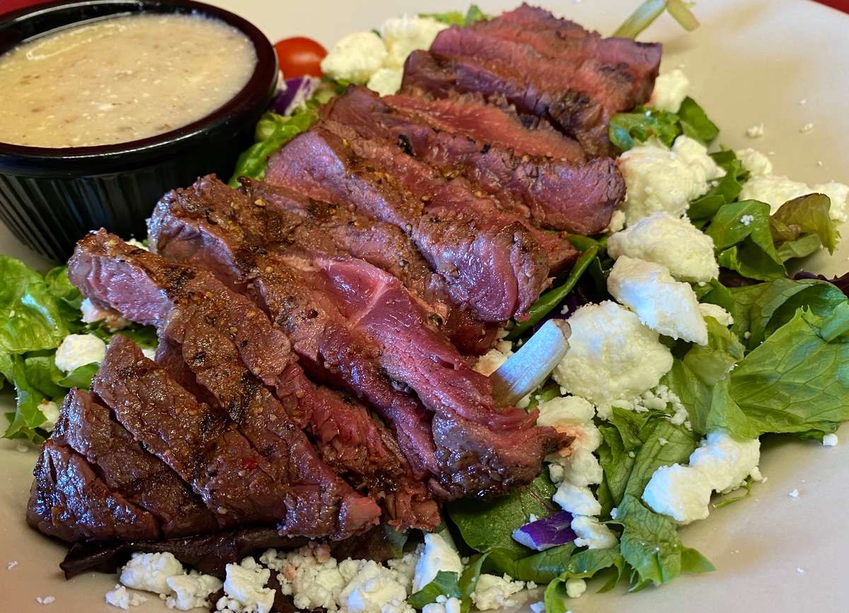 Steak Salad*