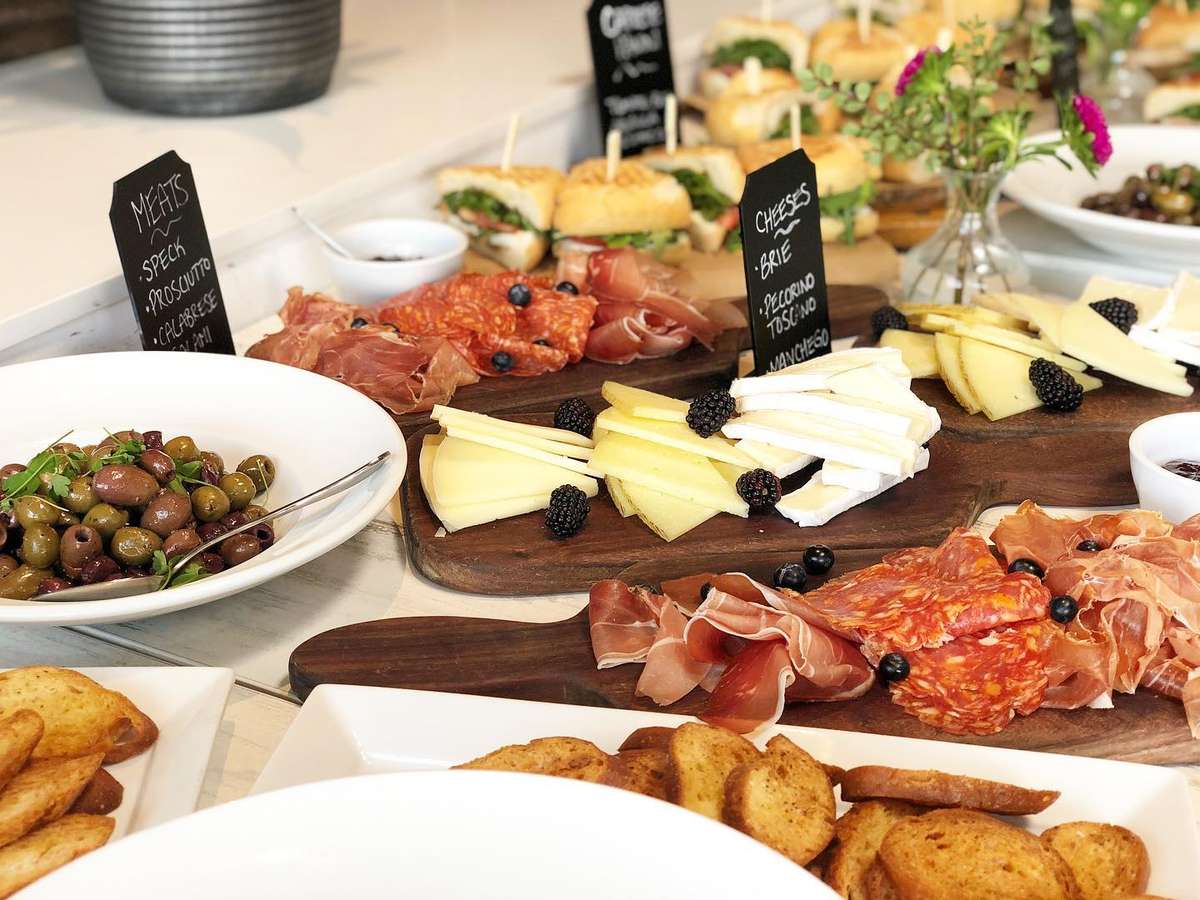 francesco-motti★ Carrara Pastries - Carrara's Italian Restaurant | Pastries