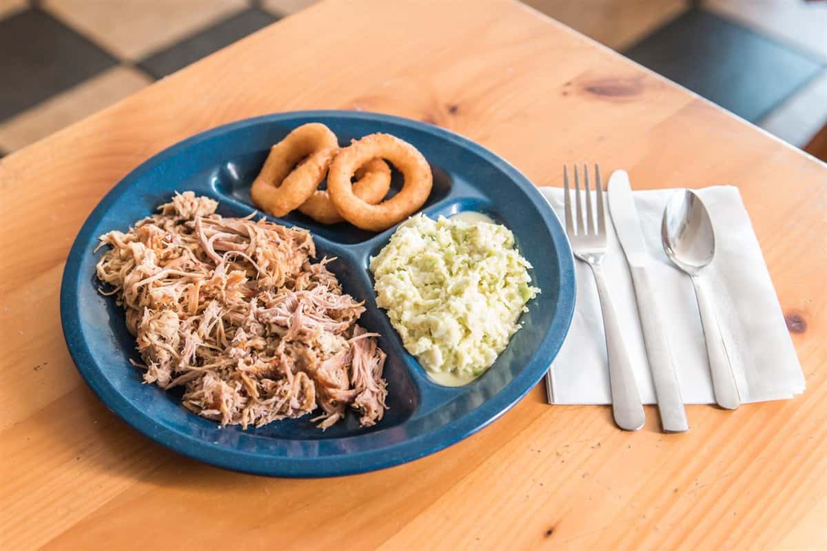 Crooked Eye Q Nashville皿 N.C. BBQ Tray - Prissy Polly's BBQ - Restaurant in Kernersville, NC