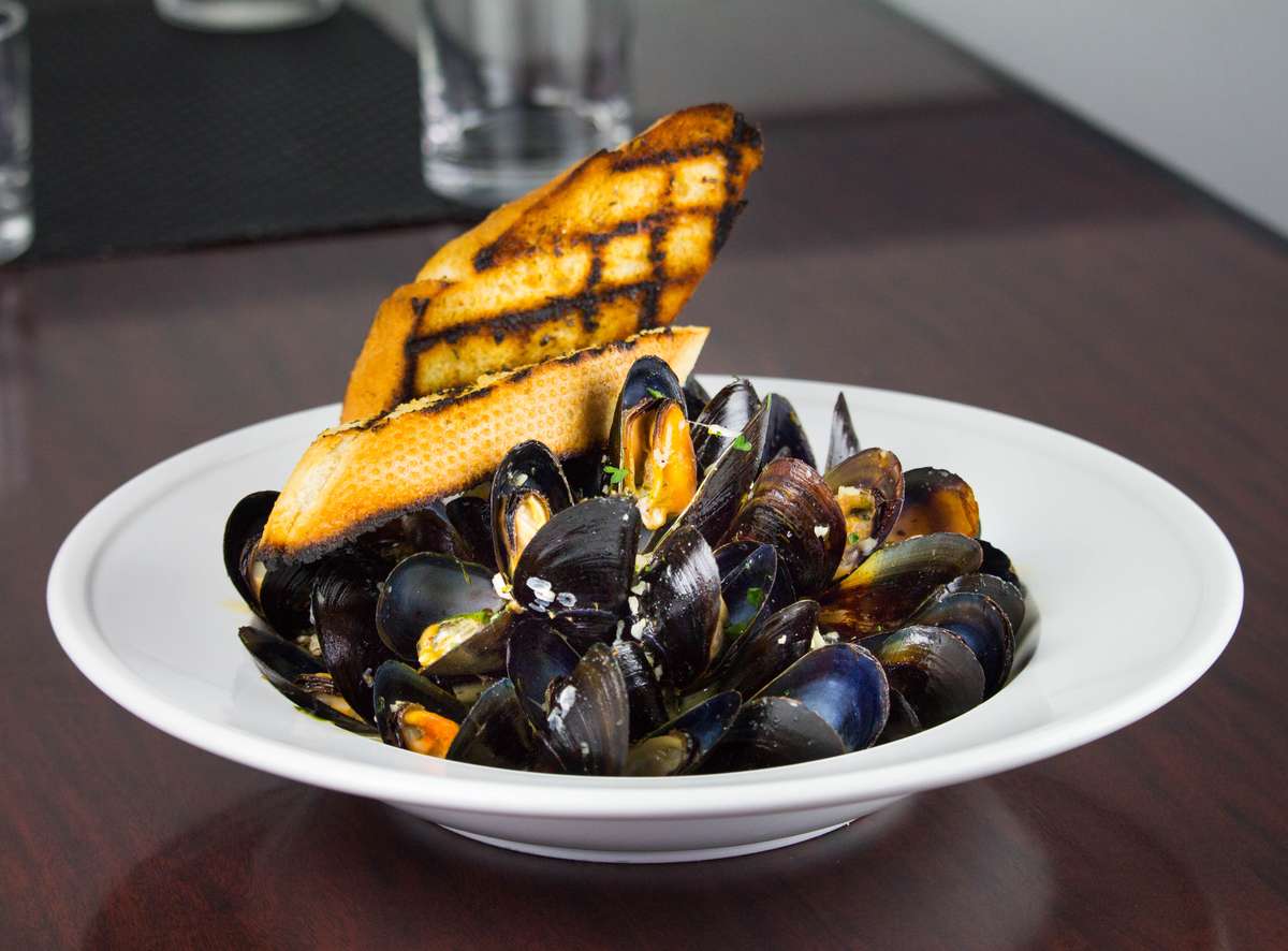 Steamed Mussels