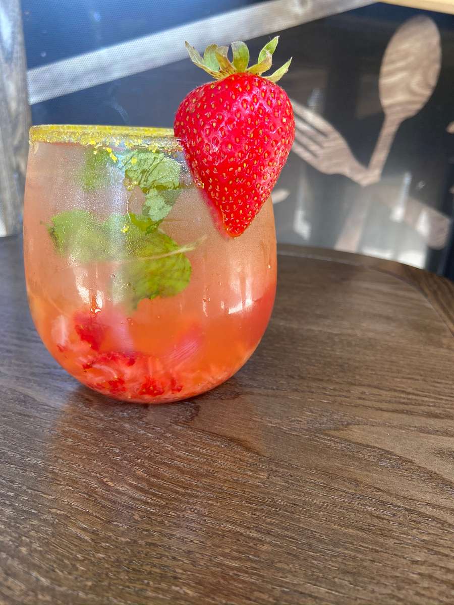 Strawberry Lemonade Mojito
