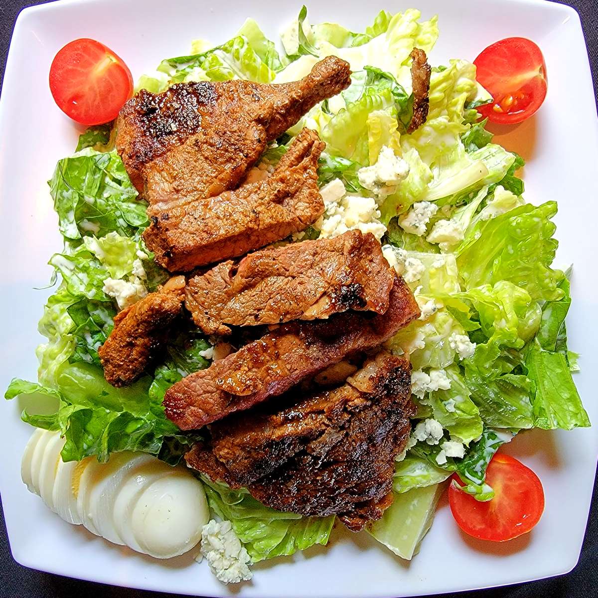 Black & Bleu Salad*
