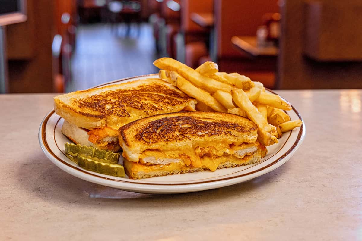 Settler's Family Restaurant Buffalo Chicken Melt